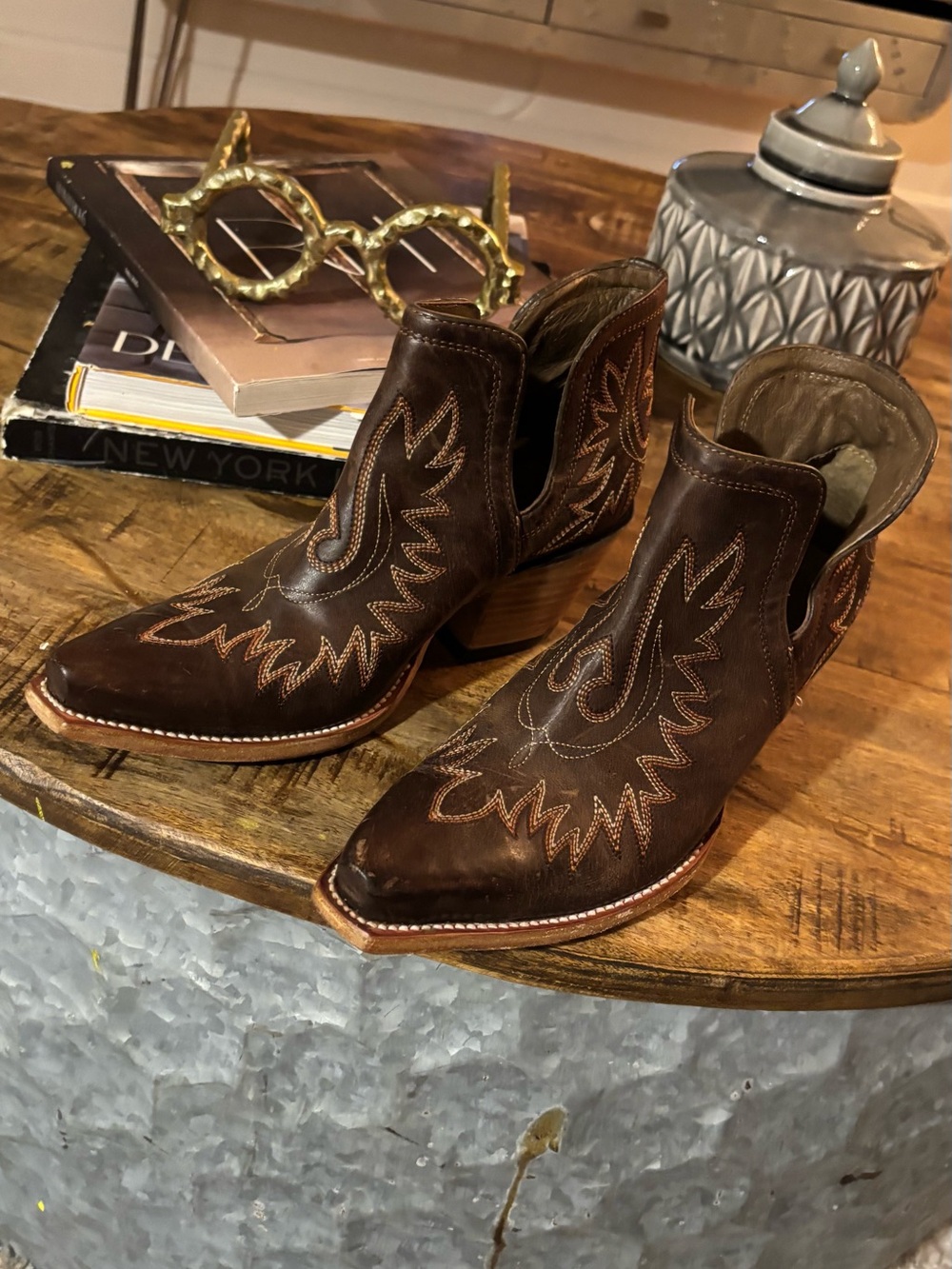Ariat Brown Leather Dixon
Western Ankle Boots
